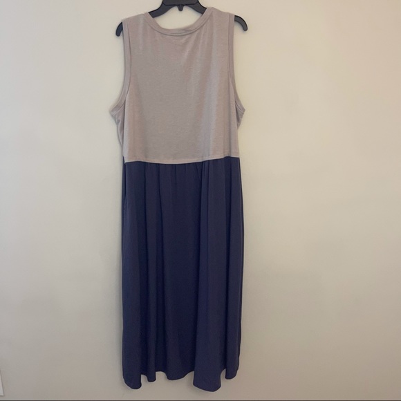 LOGO by Lori Goldstein Gray and Navy High Low Dress - Picture 5 of 10